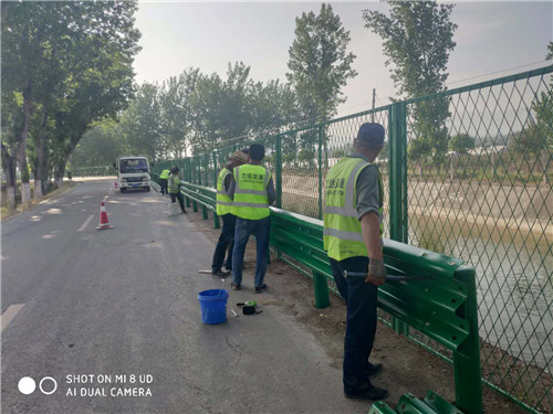 高速圍欄、護(hù)欄項(xiàng)目 高速圍欄、護(hù)欄項(xiàng)目